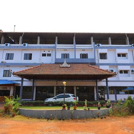 Kukuresidency Hotel Wadakkanchery ภายนอก รูปภาพ