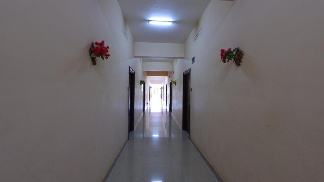 Kukuresidency Hotel Wadakkanchery ภายนอก รูปภาพ